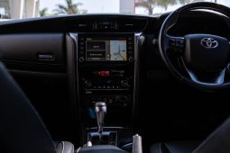 
										Toyota Fortuner 2.8GD-6 4×4 VX full									