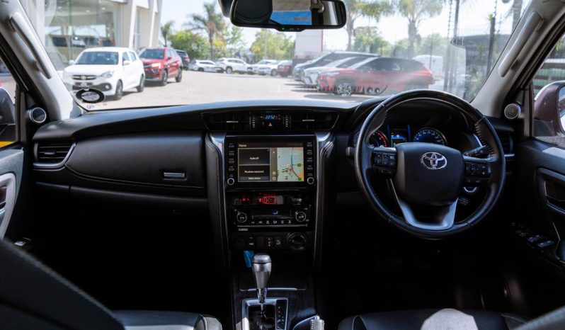 
								Toyota Fortuner 2.8GD-6 4×4 VX full									