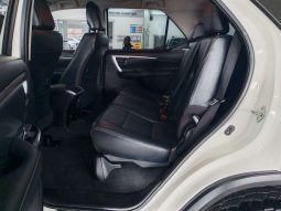 
										Toyota Fortuner FORTUNER 2.8GD-6 R/B A/T full									