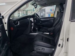 
										Toyota Fortuner FORTUNER 2.8GD-6 R/B A/T full									