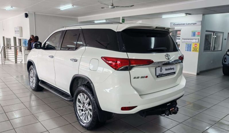 
								Toyota Fortuner FORTUNER 2.8GD-6 R/B A/T full									