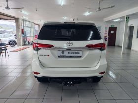 Toyota Fortuner FORTUNER 2.8GD-6 R/B A/T