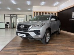 Toyota Fortuner FORTUNER 2.8GD-6 R/B A/T