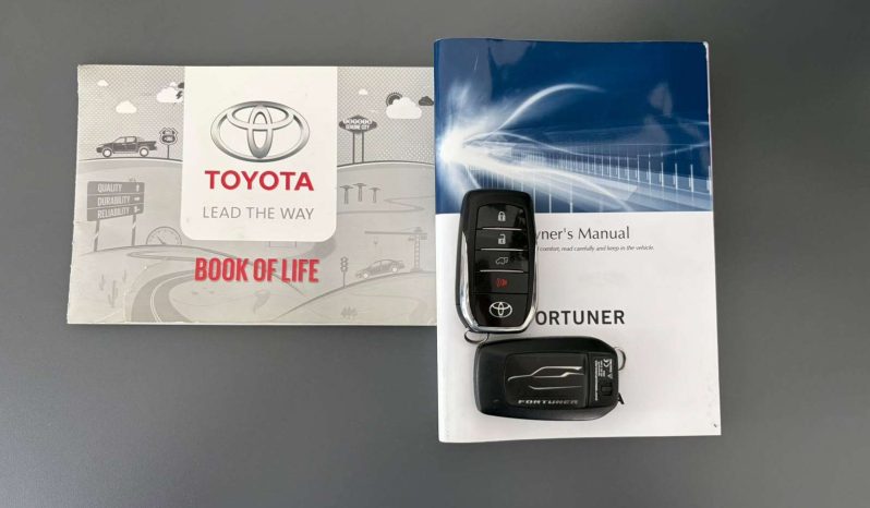
								Toyota Fortuner FORTUNER 2.8GD-6 R/B A/T full									