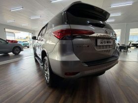 Toyota Fortuner FORTUNER 2.8GD-6 R/B A/T