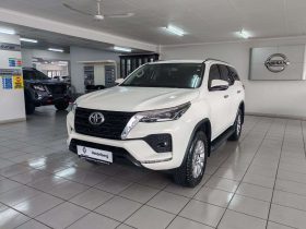 Toyota Fortuner FORTUNER 2.8GD-6 R/B A/T