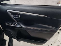 
										Toyota Fortuner FORTUNER 2.8GD-6 R/B A/T full									