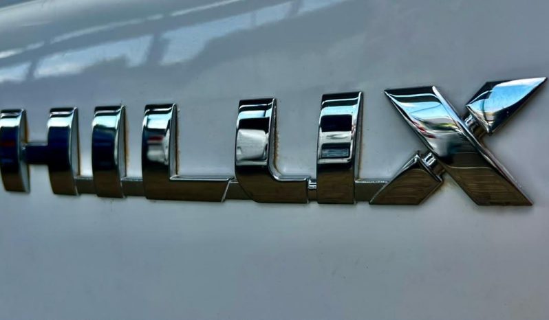 
								Toyota Hilux 2.4 Gd-6 Rb Raider At full									