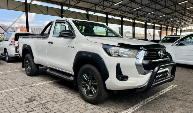 
								Toyota Hilux 2.4 Gd-6 Rb Raider At full									