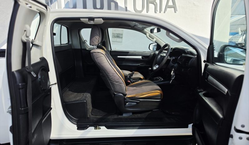 
								Toyota Hilux 2.4 Gd-6 X/cab Rb Srx full									