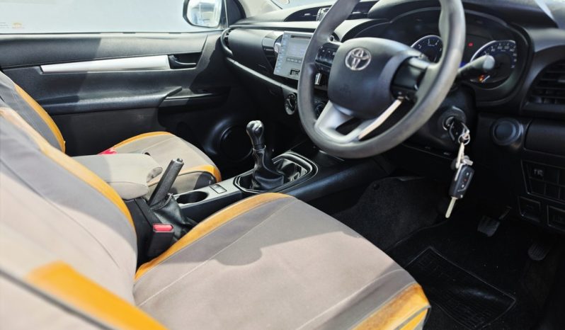 
								Toyota Hilux 2.4 Gd-6 X/cab Rb Srx full									