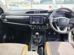 
										Toyota Hilux 2.4 Gd-6 X/cab Rb Srx full									