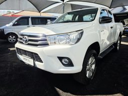 Toyota Hilux 2.4 Gd-6 X/cab Rb Srx