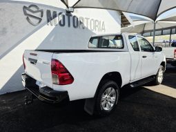 
										Toyota Hilux 2.4 Gd-6 X/cab Rb Srx full									