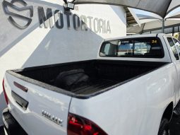 
										Toyota Hilux 2.4 Gd-6 X/cab Rb Srx full									