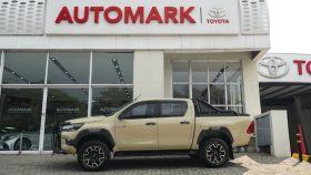 Toyota Hilux 2.8GD-6 Double Cab Legend Auto