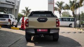 Toyota Hilux 2.8GD-6 Double Cab Legend Auto