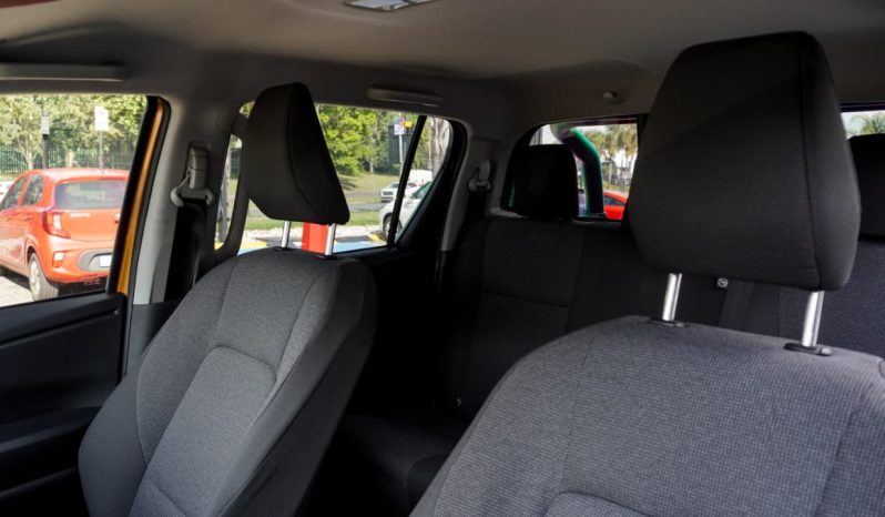 
								Toyota Hilux 2.8GD-6 Double Cab SRX 4×4 full									