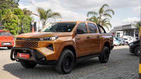 Toyota Hilux 2.8GD-6 Double Cab SRX 4×4