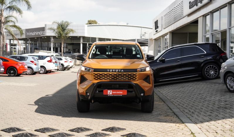 
								Toyota Hilux 2.8GD-6 Double Cab SRX 4×4 full									