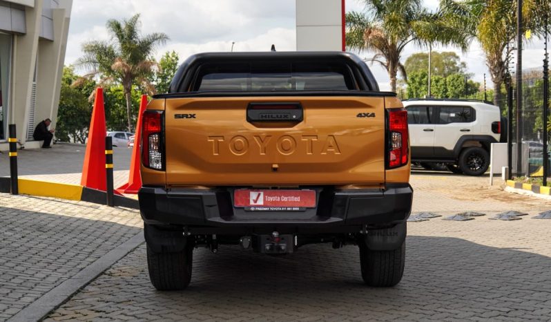 
								Toyota Hilux 2.8GD-6 Double Cab SRX 4×4 full									