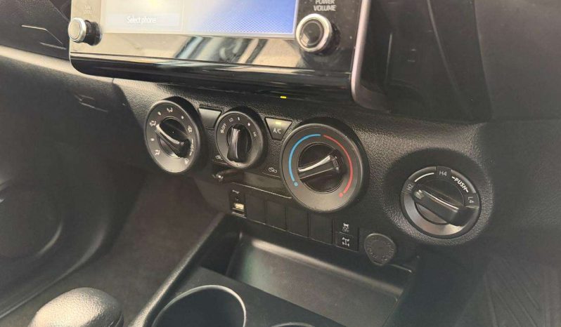 
								Toyota HILUX 2016 ON HILUX 2.4 GD-6 RAIDER 4X4 A/T P/U D/C full									