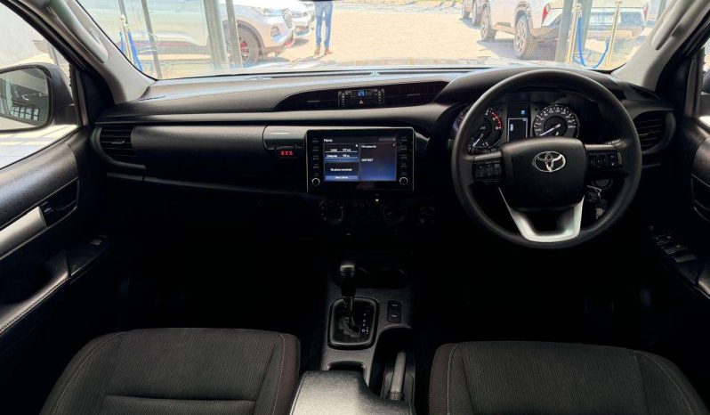 
								Toyota HILUX 2016 ON HILUX 2.4 GD-6 RAIDER 4X4 A/T P/U D/C full									