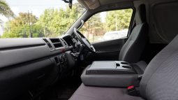 
										Toyota Quantum 2.7 Panel Van full									