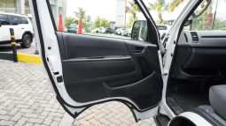 
										Toyota Quantum 2.7 Panel Van full									