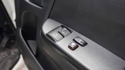 
										Toyota Quantum 2.7 Panel Van full									