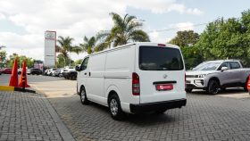 Toyota Quantum 2.7 Panel Van