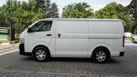 Toyota Quantum 2.7 Panel Van