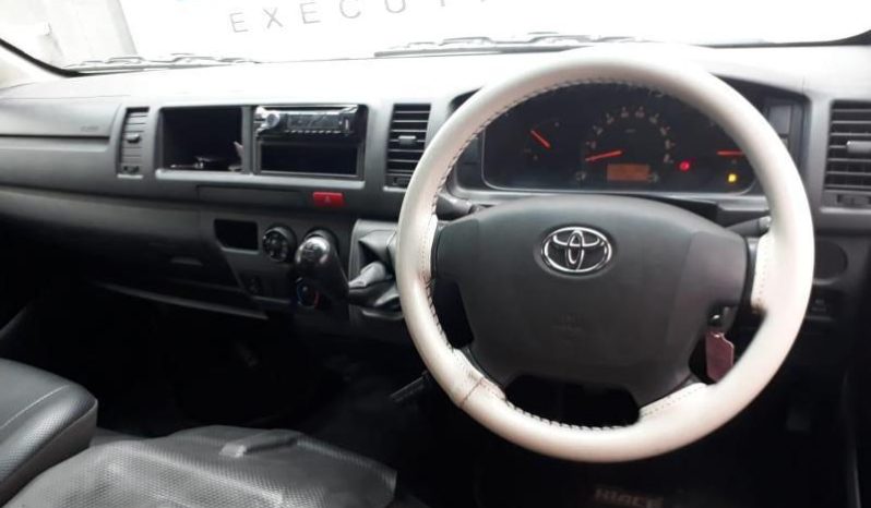 
								Toyota Quantum 2.7 Sefikile 16s full									