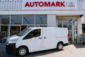Toyota Quantum 2.8 LWB Panel Van