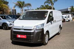 
										Toyota Quantum 2.8 LWB Panel Van full									