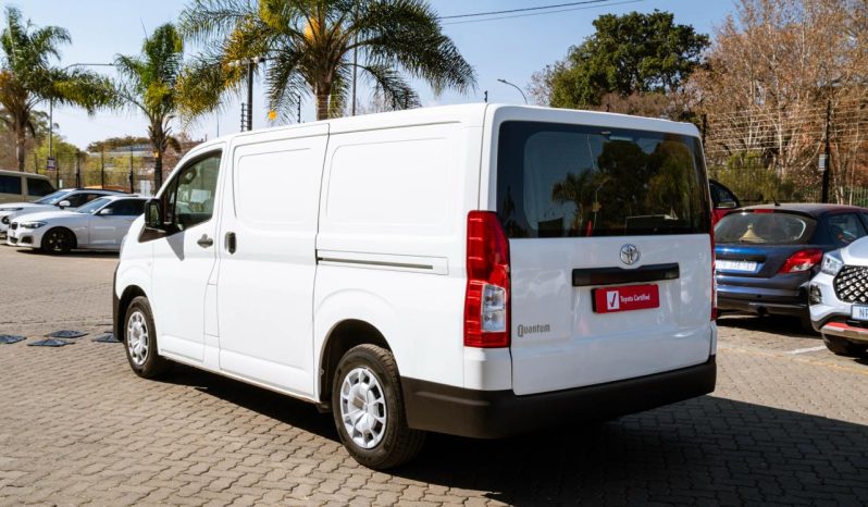 
								Toyota Quantum 2.8 LWB Panel Van full									