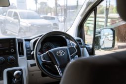 
										Toyota Quantum 2.8 LWB Panel Van full									