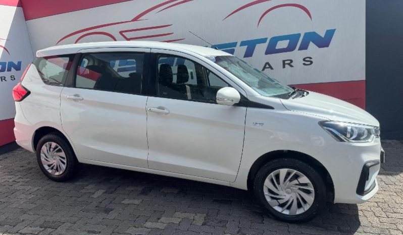 
								Toyota Rumion 1.5 Sx full									