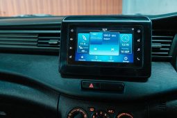 
										Toyota Rumion 1.5 Sx full									