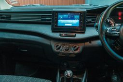
										Toyota Rumion 1.5 Sx full									