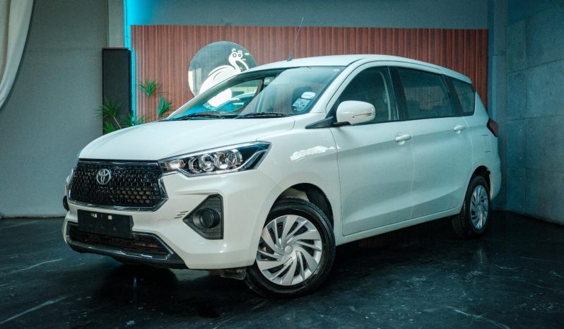
								Toyota Rumion 1.5 Sx full									