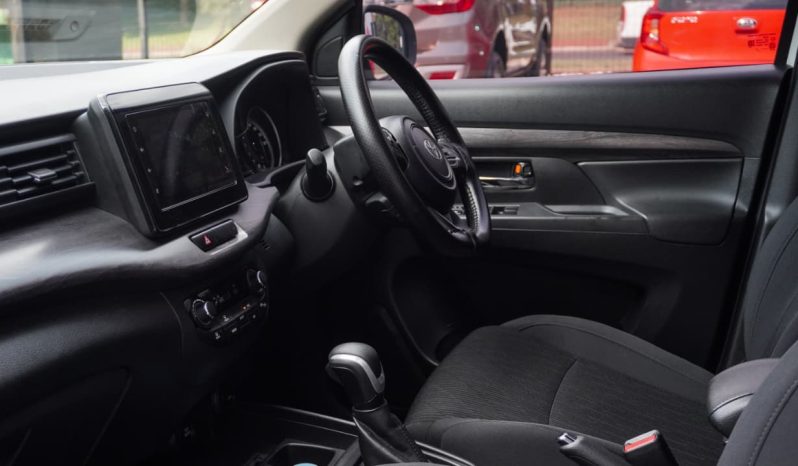
								Toyota Rumion 1.5 TX Auto full									