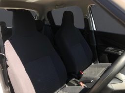 
										TOYOTA VITZ 1.0 XR AMT full									