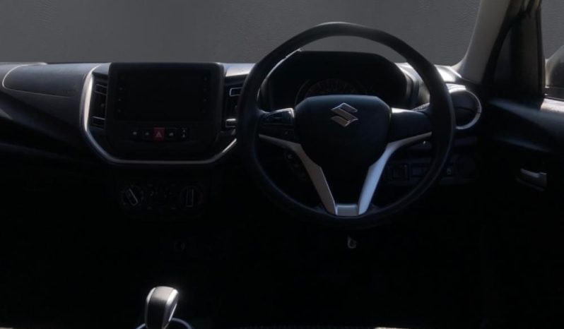 
								TOYOTA VITZ 1.0 XR AMT full									