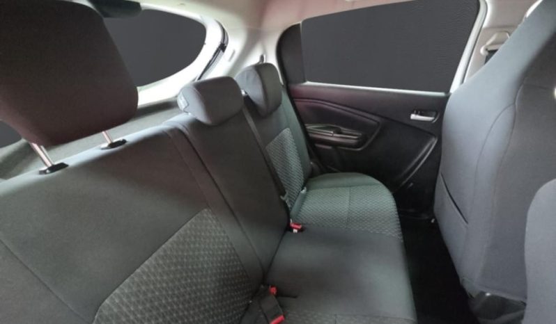 
								TOYOTA VITZ 1.0 XR AMT full									