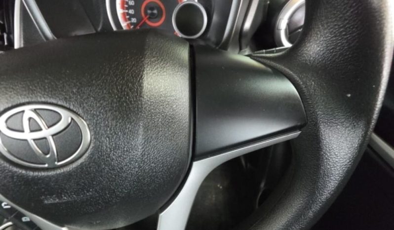
								TOYOTA VITZ 1.0 XR AMT full									