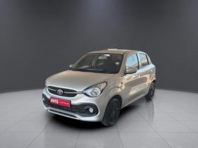 TOYOTA VITZ 1.0 XR MT