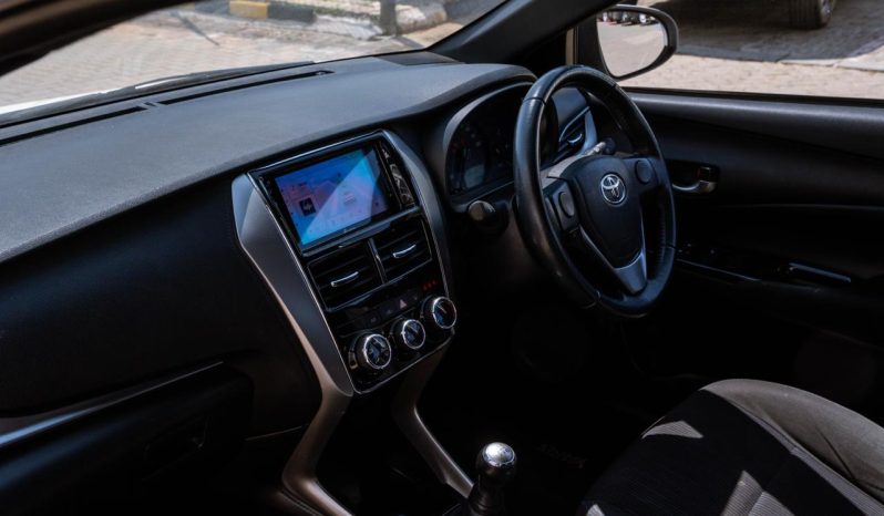 
								Toyota Yaris 1.5 XS full									