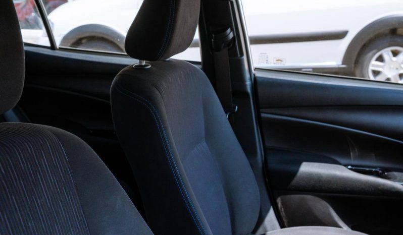 
								Toyota Yaris 1.5 XS full									