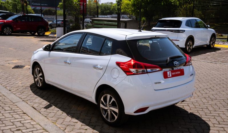 
								Toyota Yaris 1.5 XS full									